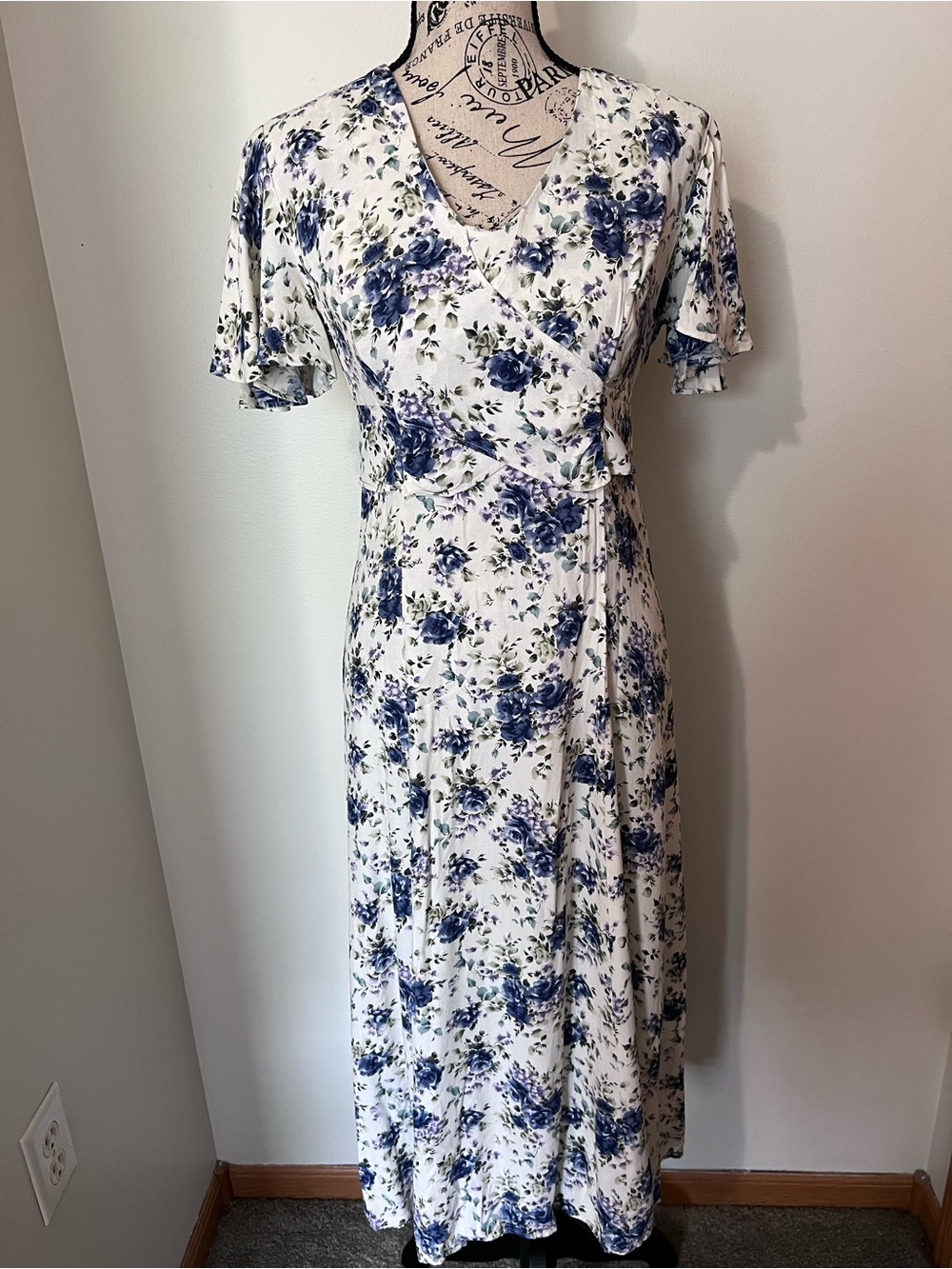 Vintage Only in LA Floral Maxi Dress Size 7/8 Blue Purple Roses Grunge Cottage